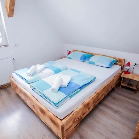 Apartmaji Pri Kozmavo - Little House * Bohinj