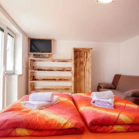Apartmaji Pri Kozmavo - Little House Apartament Bohinj