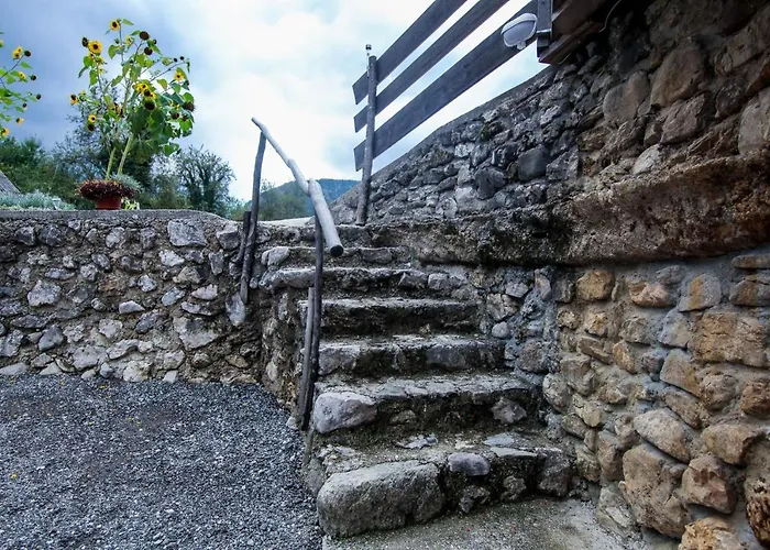 Apartmaji Pri Kozmavo - Little House *