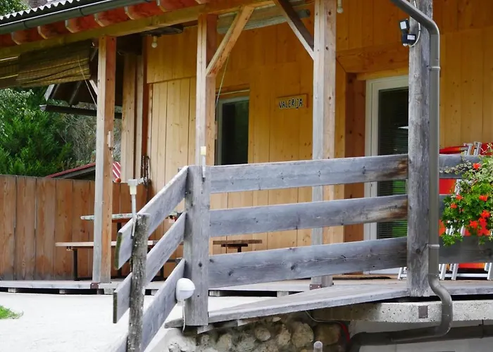 Apartmaji Pri Kozmavo - Little House *