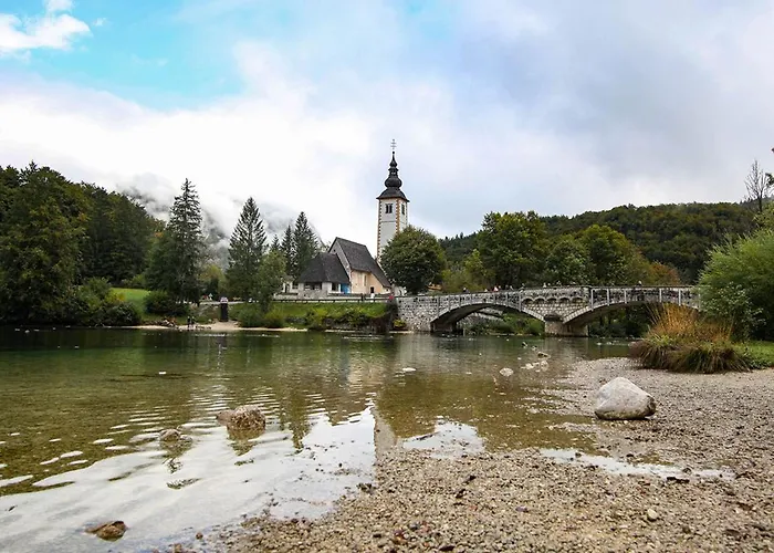 Apartmaji Pri Kozmavo - Little House