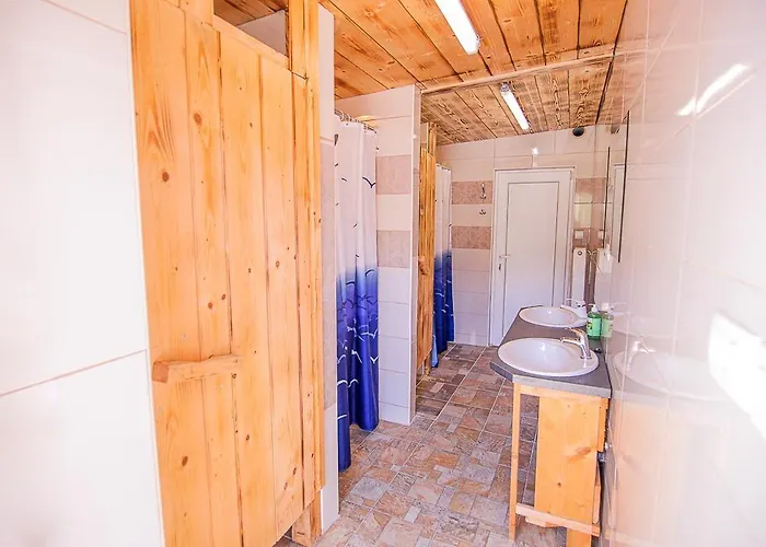 Apartmaji Pri Kozmavo - Little House *