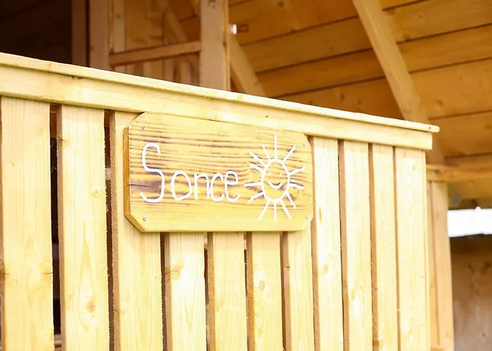 Apartmaji Pri Kozmavo - Little House *