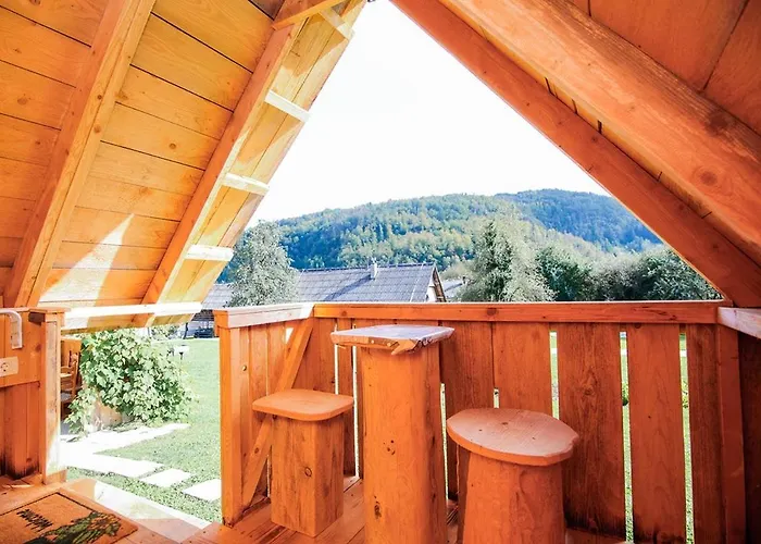 Apartmaji Pri Kozmavo - Little House