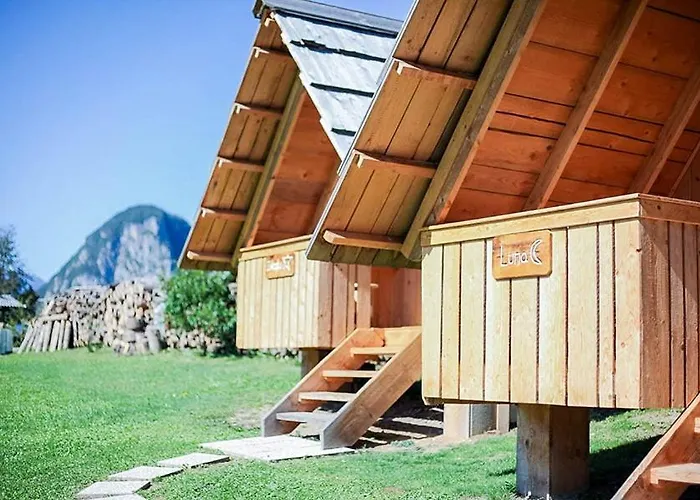 Apartmaji Pri Kozmavo - Little House *